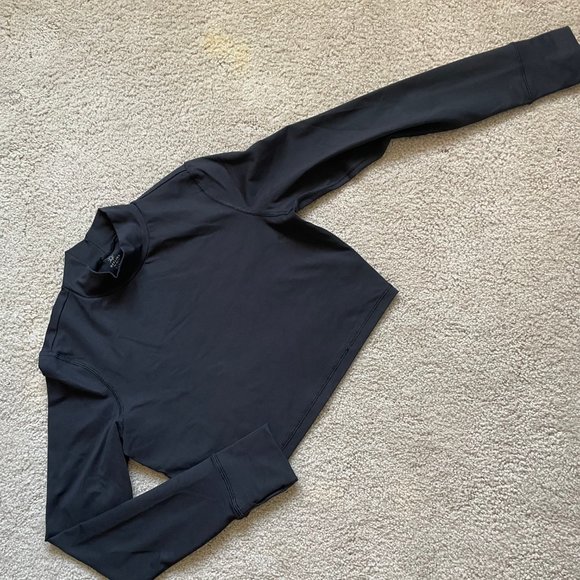 OFFLINE By Aerie The Hugger Mock Neck T-Shirt - NWOT - Picture 8 of 8